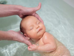 Consejos de seguridad en el baño para bebés y niños